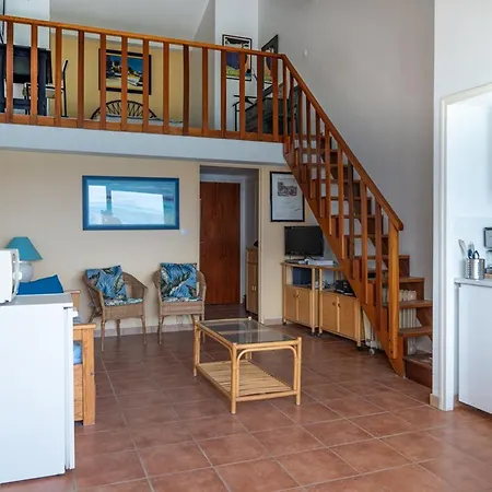 Location T2 Mezzanine, 6 Pers, Clim, Cavalière - Fr-1-803-73 *